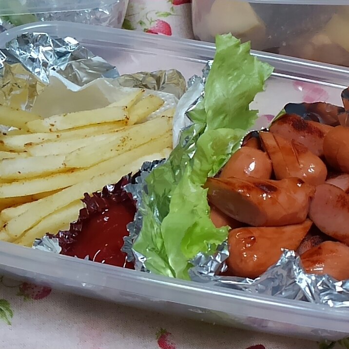 行楽お弁当のおかず ポテトフライとウインナー炒め レシピ 作り方 By ミニー7015 楽天レシピ 行楽お弁当のおかず ポテトフライとウインナー炒め レシピ 作り方 By ミニー7015 楽天レシピ